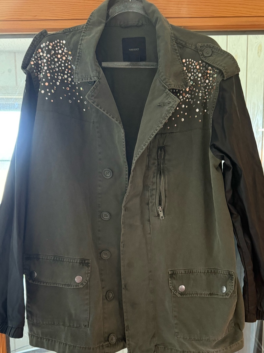 FOREVER 21 Stud-Embellished Olive Green Military Jacket Large NWT